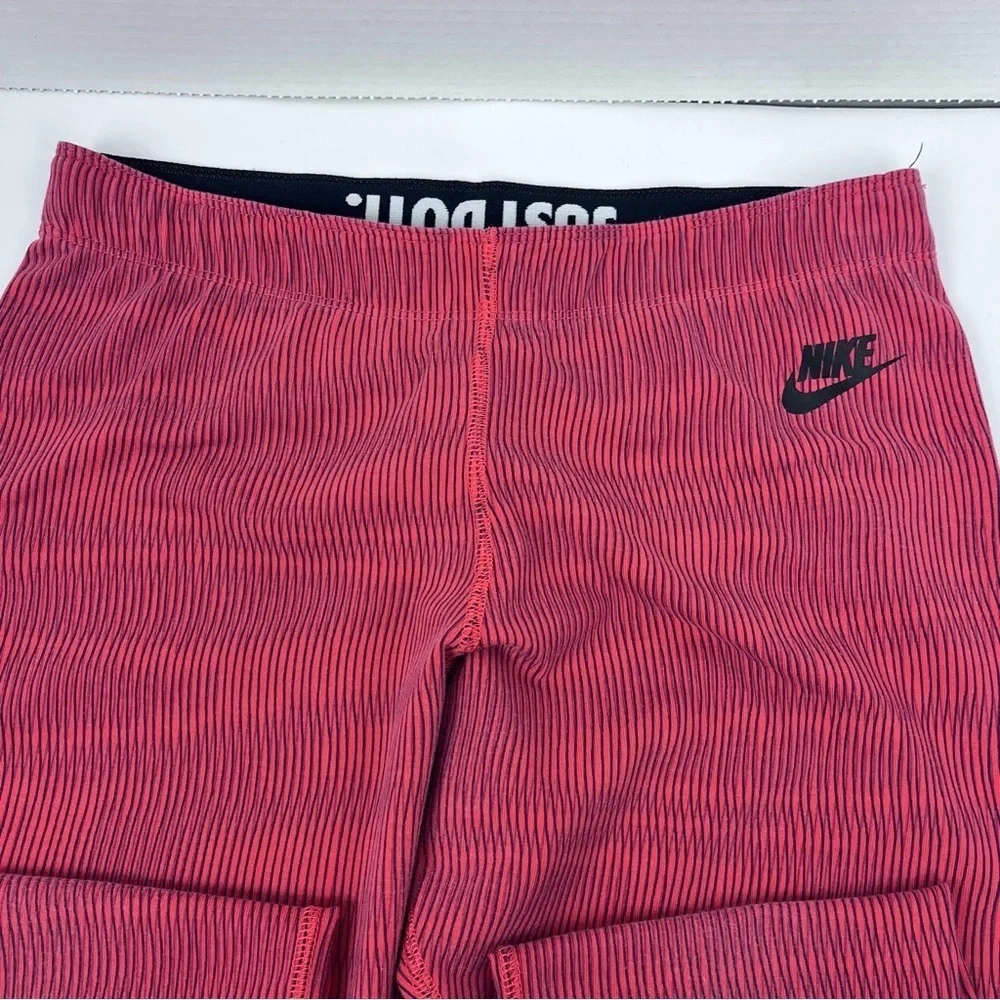Nike Women's Leg-A-See Crimson Striped 7/8 Just Do It Leggings 871756 Size M